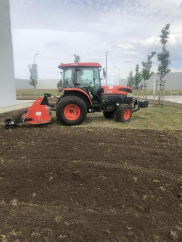 finálna uprava terénu pred výsevom